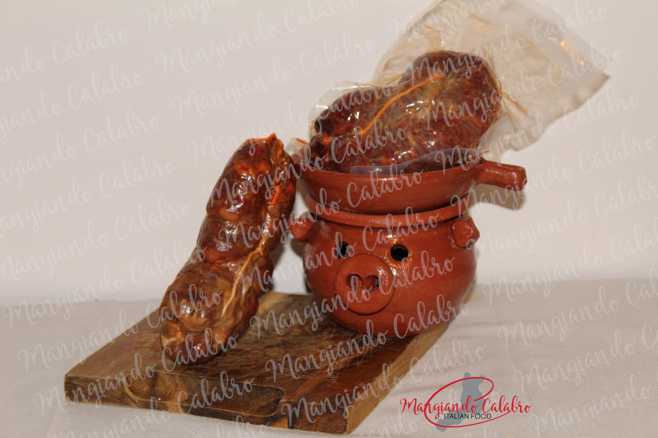 SPICY CALABRIAN SOPPRESSATA. Is a salami with